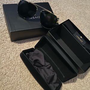 Versace Sunglasses VE2232